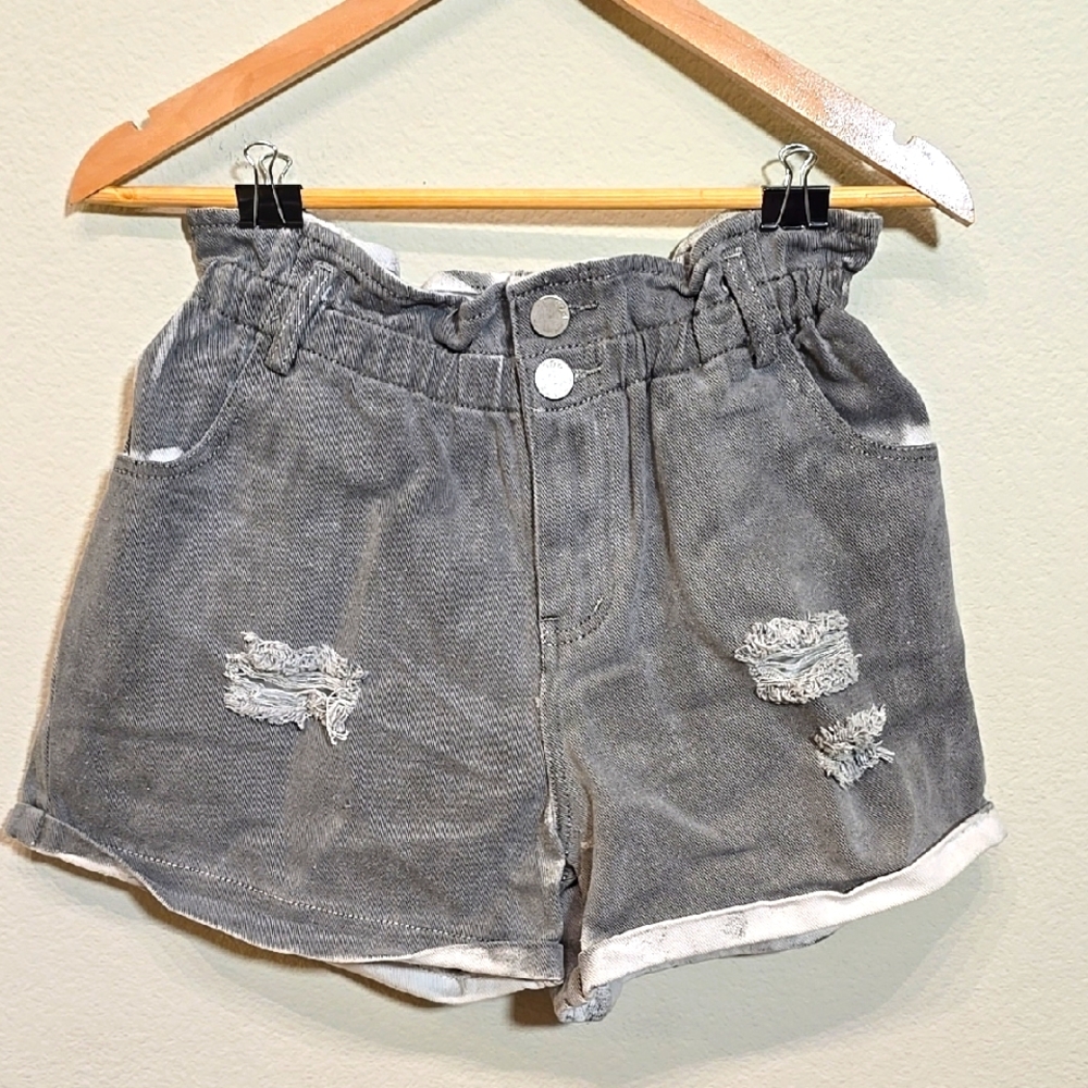 POL Gray Distressed Women's Shorts, Vintage Inspired, Size Small, Elastic Waist